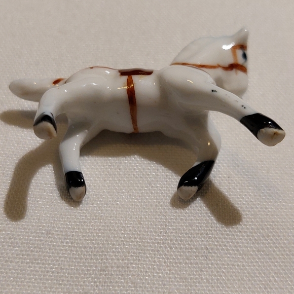 Vintage Ceramic Miniature Horse EUC - Picture 4 of 7